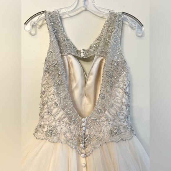 Madison James wedding gown MJ200 full tulle skirt beaded bodice open back - Picture 4 of 13